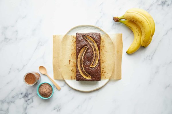 Quelle est la meilleure méthode pour préparer un pain aux bananes moelleux et sans gluten?